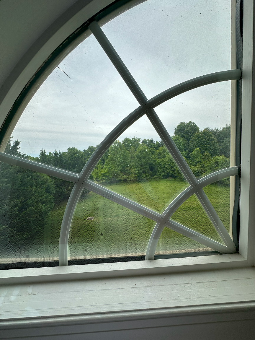 Window Replacement before 0 photo.