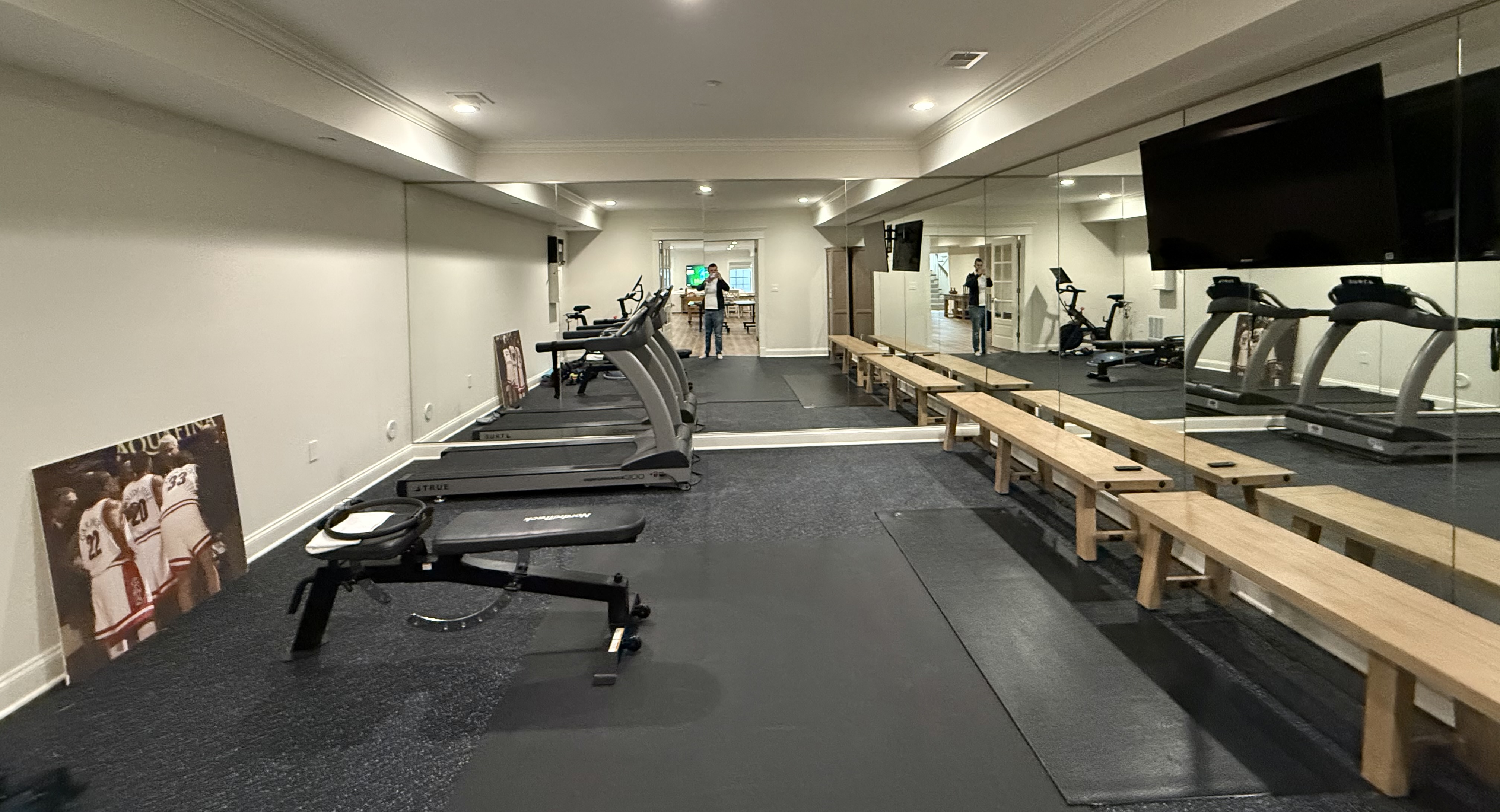 Home Gym Mirror Installation project main photo.