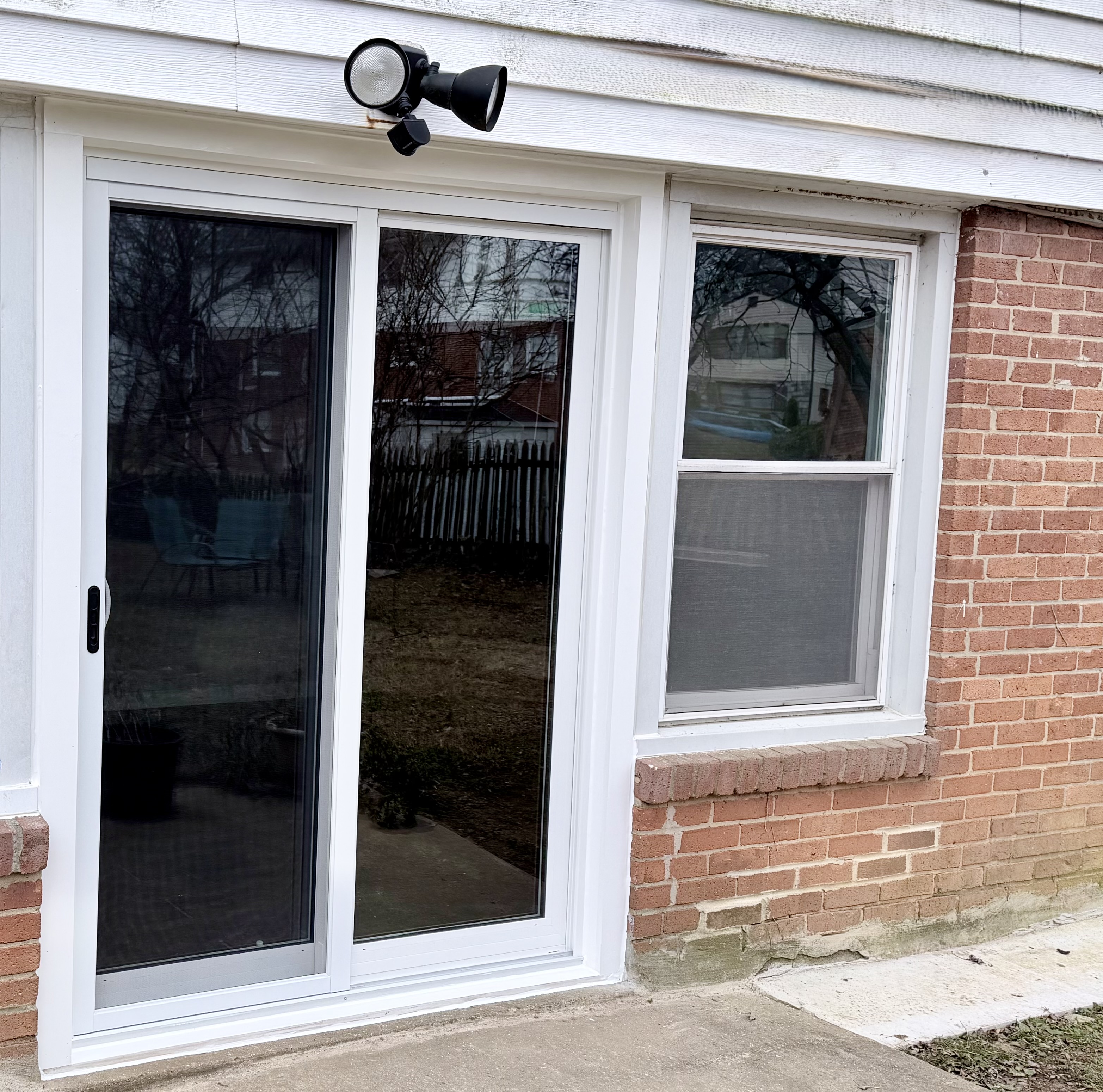 Double Sliding Patio Door Replacement project main photo.